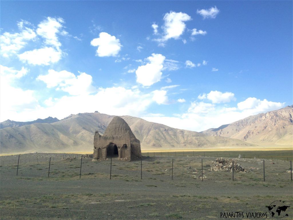 Caravanserai Ruta de la Seda ruta pamir tayikistan viaje gluten