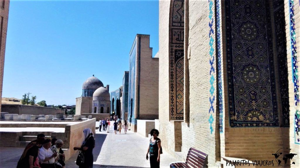 Interior de Shah-i-Zinda samarcanda uzbekistan viaje gluten