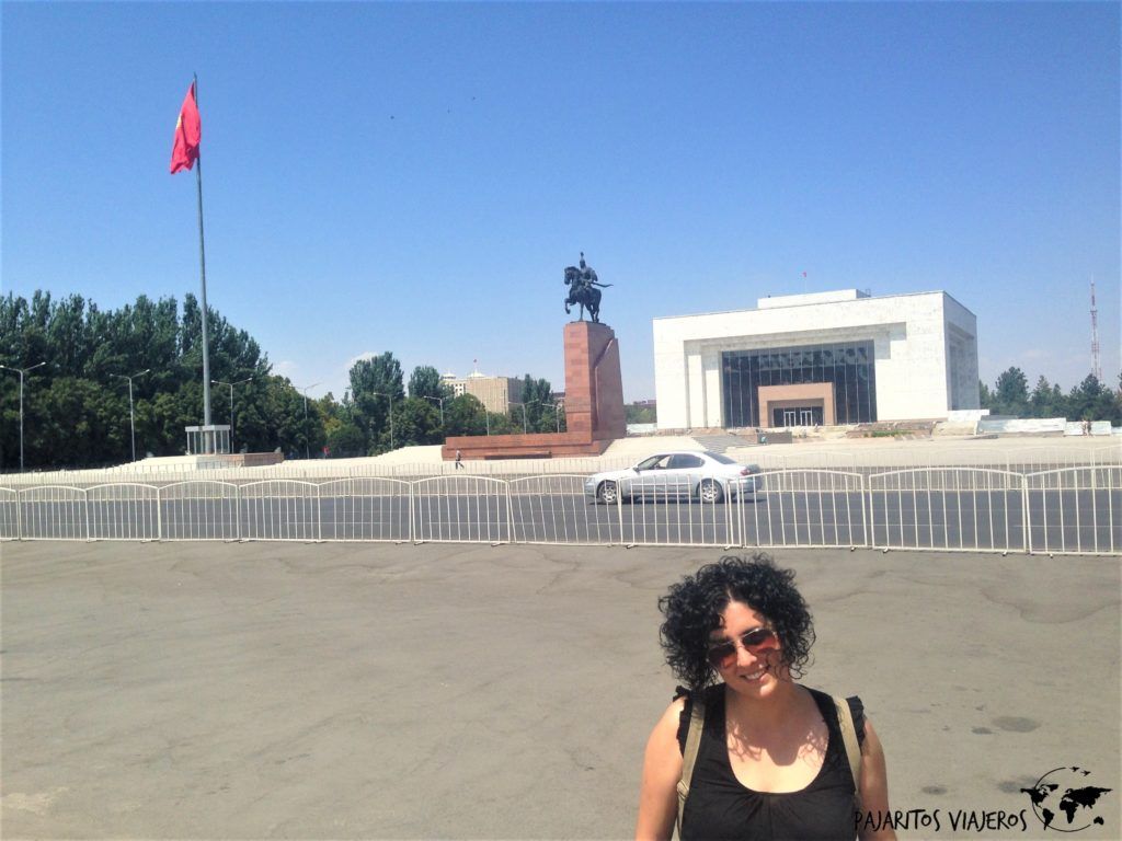 Plaza Ala Too Biskek tayikistan gorno pamir kirguistan viaje gluten