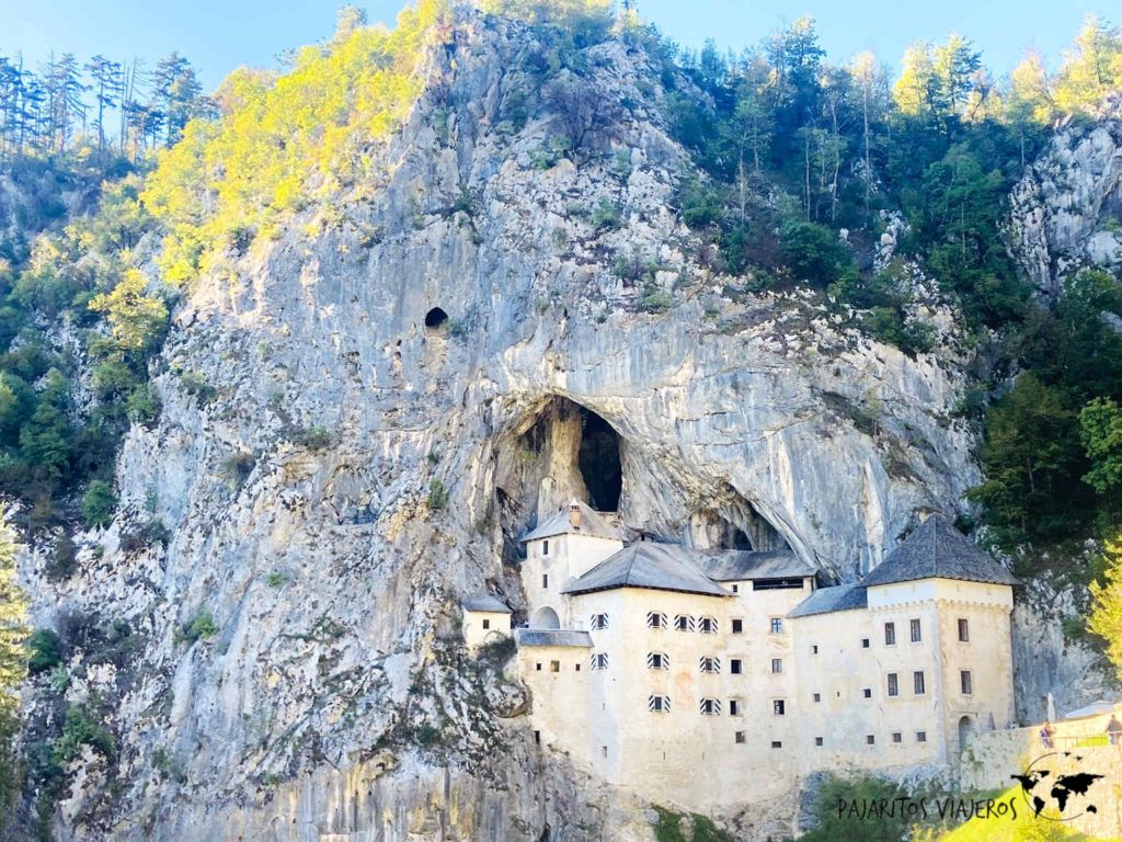 castillo predjama eslovenia viaje sin gluten free