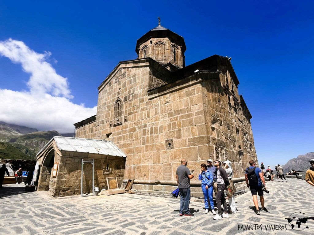 Gergeti georgia kazbegi