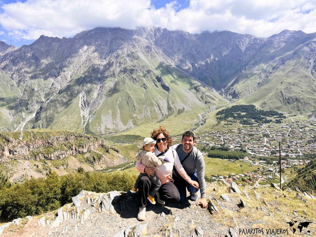 Gergeti georgia kazbegi